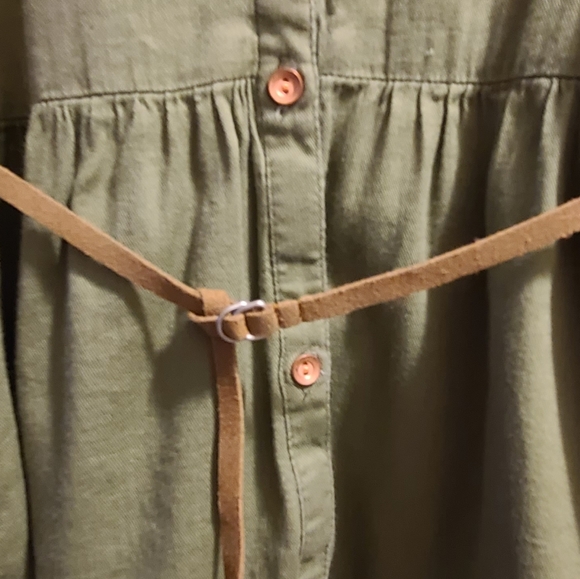 🎸3/$15 Sz5 Carter's dress - Picture 4 of 10